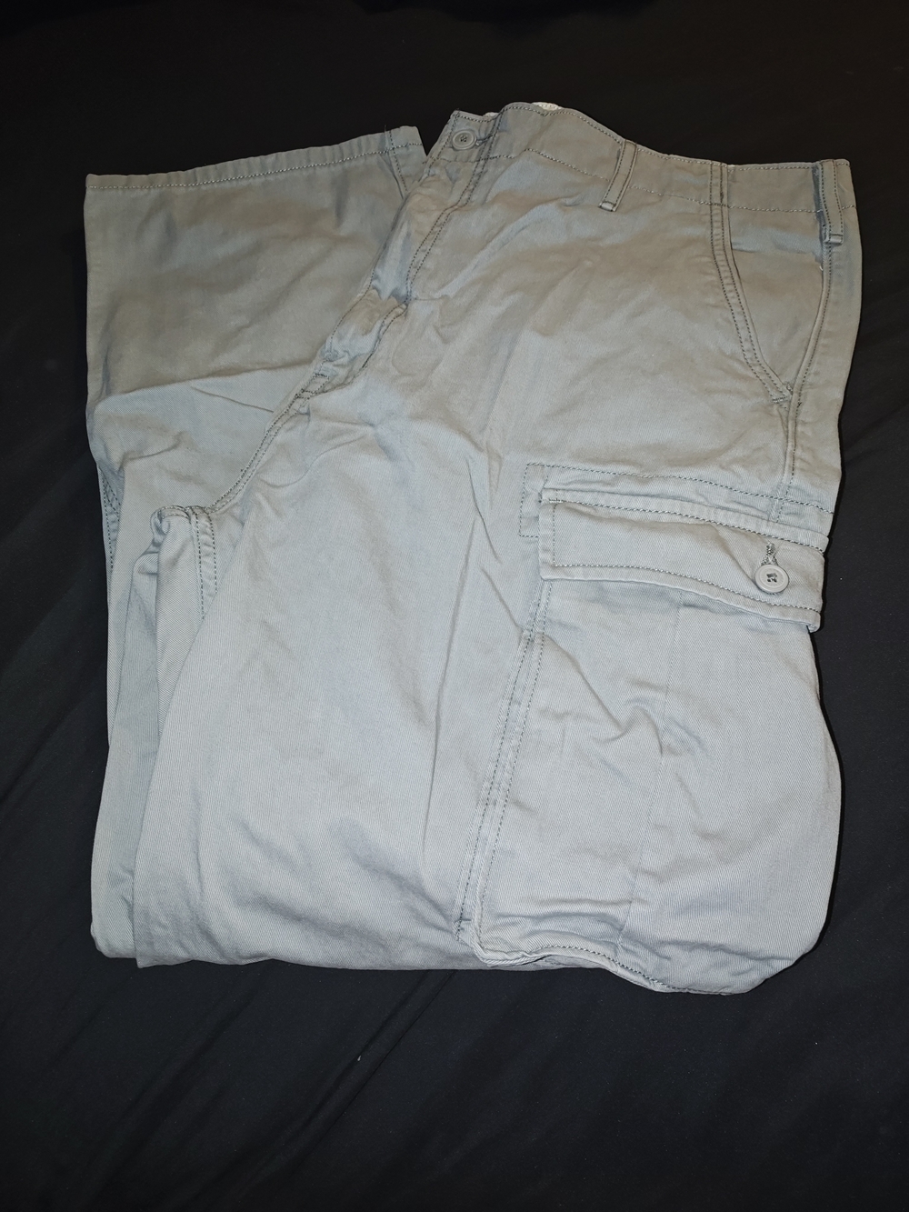 Men's Levi's Light Gray Cargo Pants - Casual Utility Style 40/32